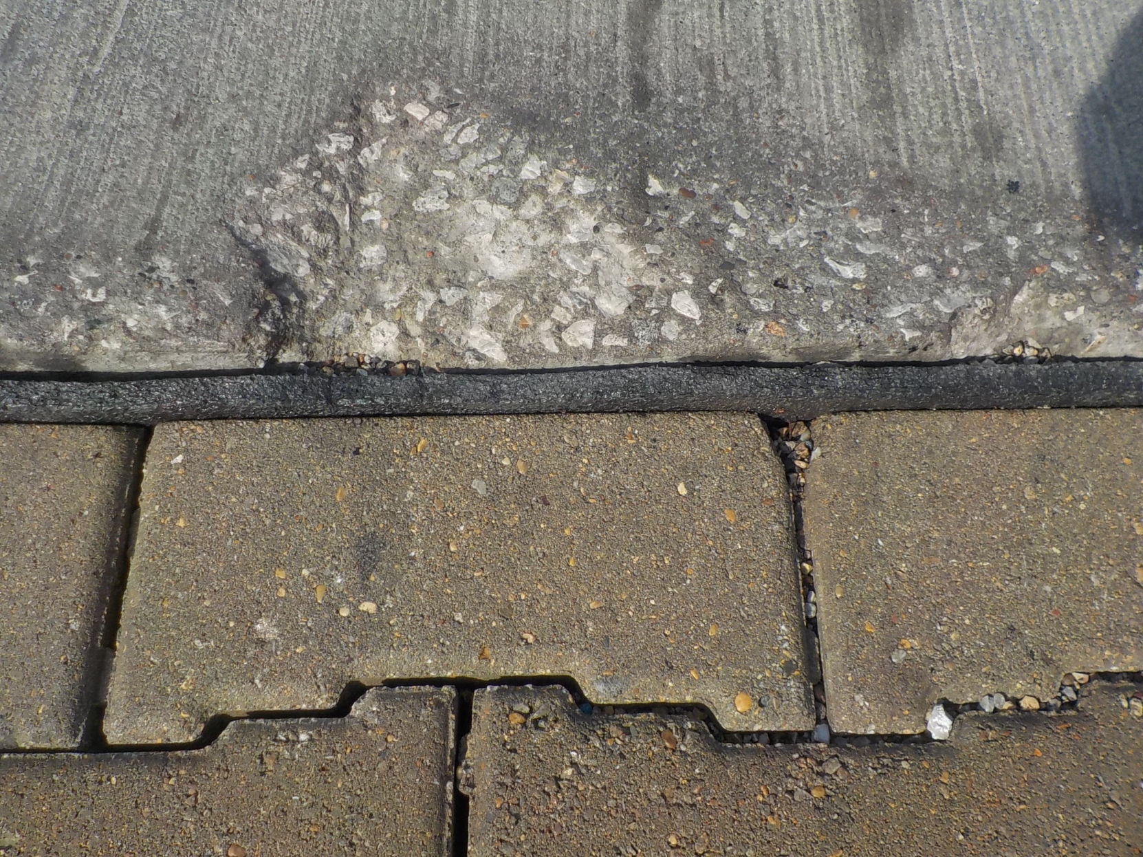 Permeable pavers